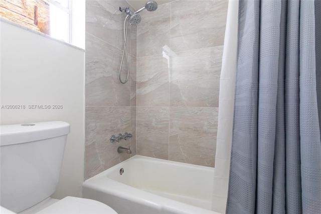3600 NE 170th Street 308, North Miami Beach, FL 33160