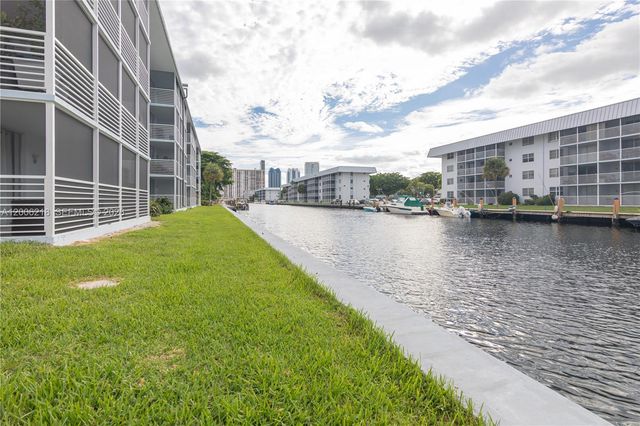 3600 NE 170th Street 308, North Miami Beach, FL 33160