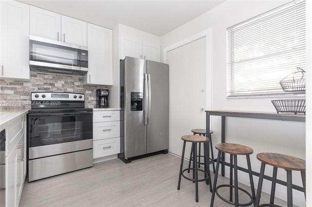 3600 NE 170th Street 308, North Miami Beach, FL 33160
