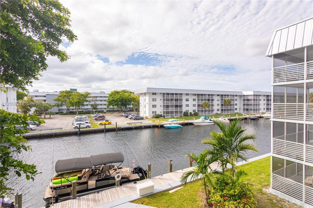 3600 NE 170th Street 308, North Miami Beach, FL 33160