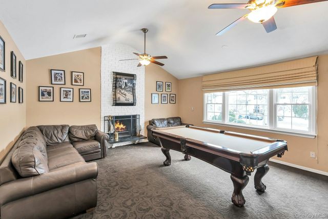 2043 Ripley, Merrick, NY 11566