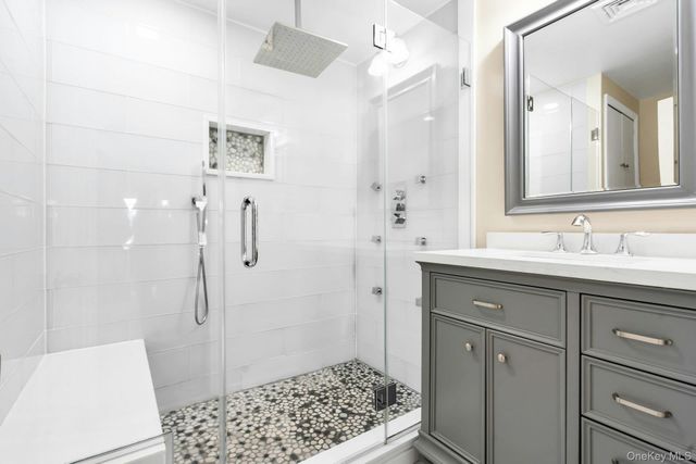 2043 Ripley, Merrick, NY 11566