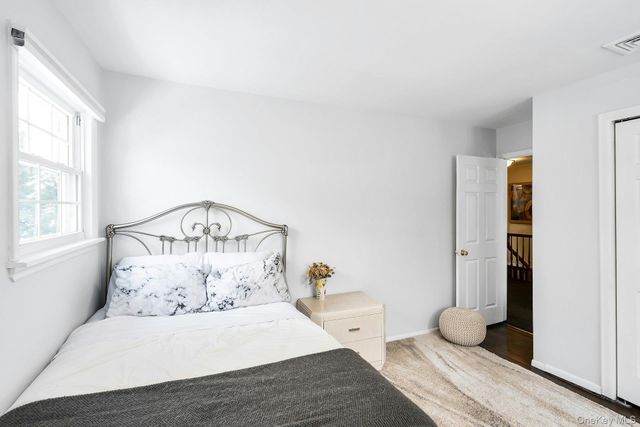 2043 Ripley, Merrick, NY 11566