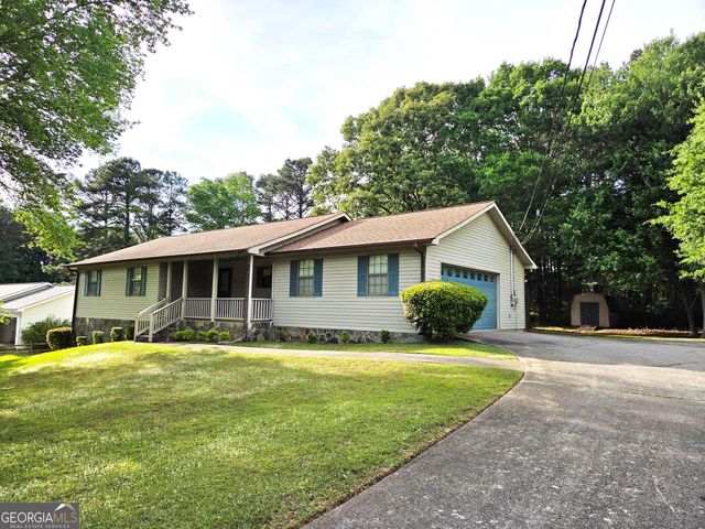 130 Stokes Drive, Stockbridge, GA 30281