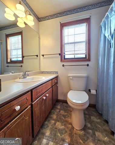 130 Stokes Drive, Stockbridge, GA 30281