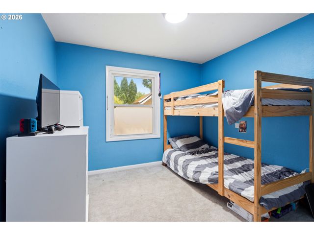 5130 7TH Ave, Keizer, OR 97303