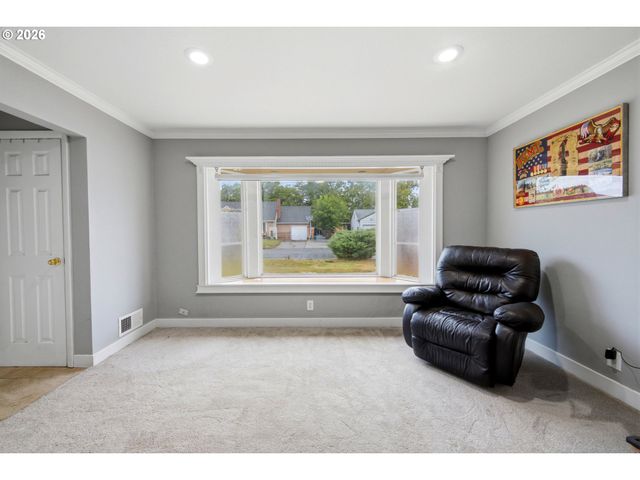 5130 7TH Ave, Keizer, OR 97303