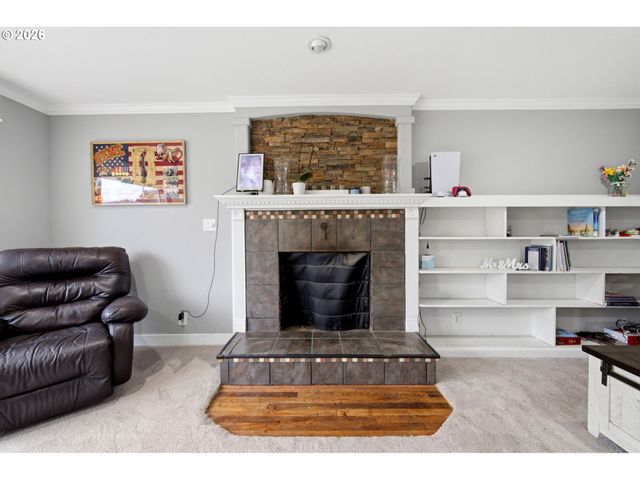 5130 7TH Ave, Keizer, OR 97303