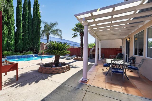 3146 San Nicolas Rd, West Sacramento, CA 95691