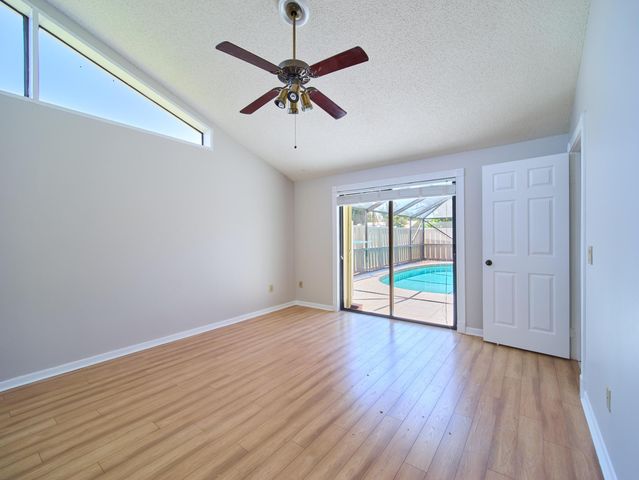 5532 Golden Eagle Circle, Palm Beach Gardens, FL 33418