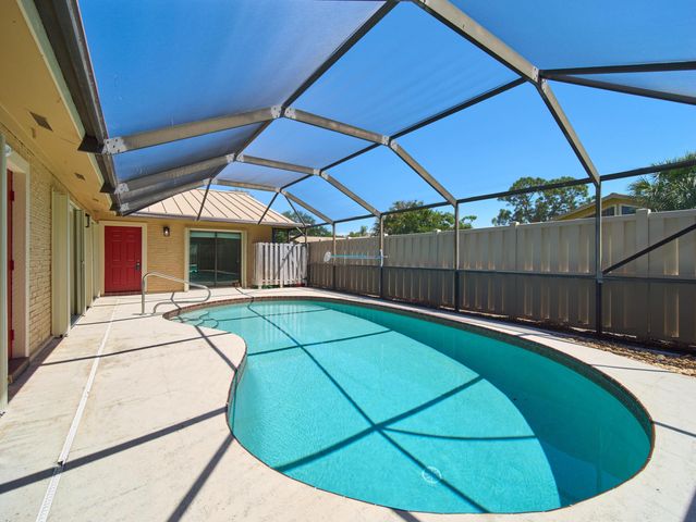 5532 Golden Eagle Circle, Palm Beach Gardens, FL 33418