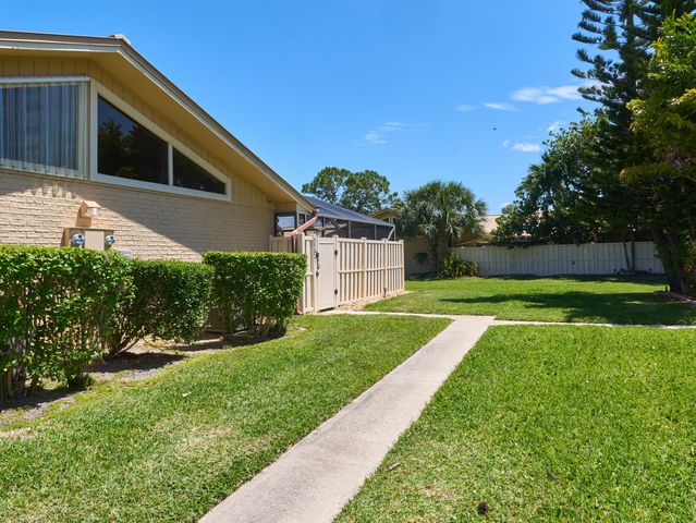 5532 Golden Eagle Circle, Palm Beach Gardens, FL 33418