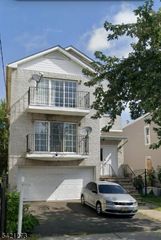 303 W Runyon St, Newark City, NJ 07108