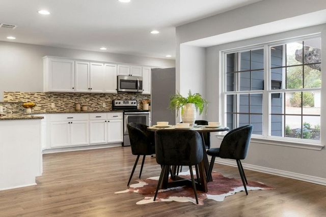 4704 Roundup TRL, Austin, TX 78745