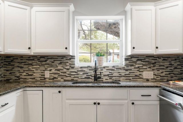 4704 Roundup TRL, Austin, TX 78745