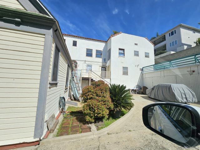 2251 Brant Street, San Diego, CA 92101