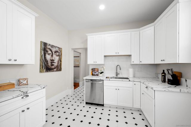 2251 Brant Street, San Diego, CA 92101
