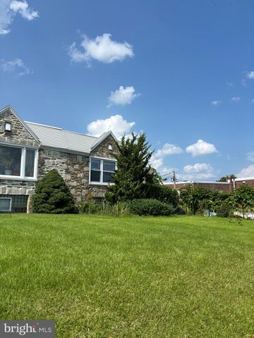 8942 BLUE GRASS RD, Philadelphia, PA 19152