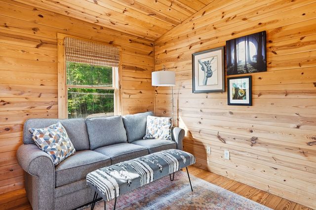 303 Pine Forest Loop, Blue Ridge, GA 30513