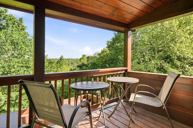 303 Pine Forest Loop, Blue Ridge, GA 30513