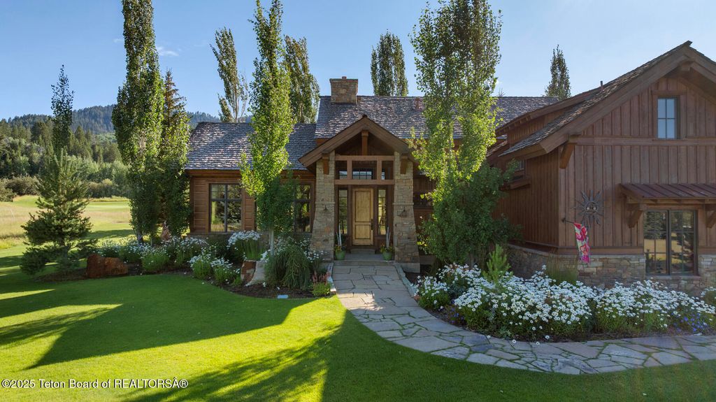 24 WINGER Circle, Victor, ID 83455 photo 2