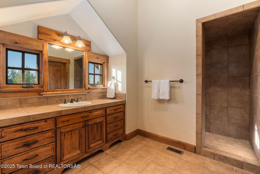 24 WINGER Circle, Victor, ID 83455 photo 22