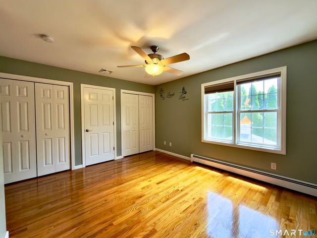 28 Weybosset Street, Shelton, CT 06484