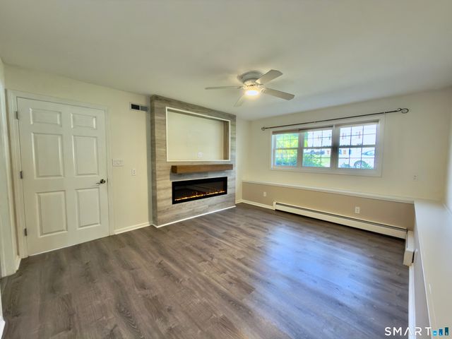 28 Weybosset Street, Shelton, CT 06484