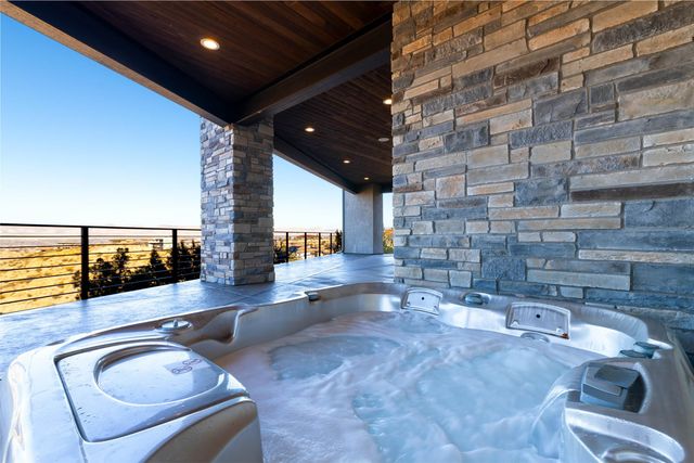 338 Red Ridge Court, Grand Junction, CO 81507