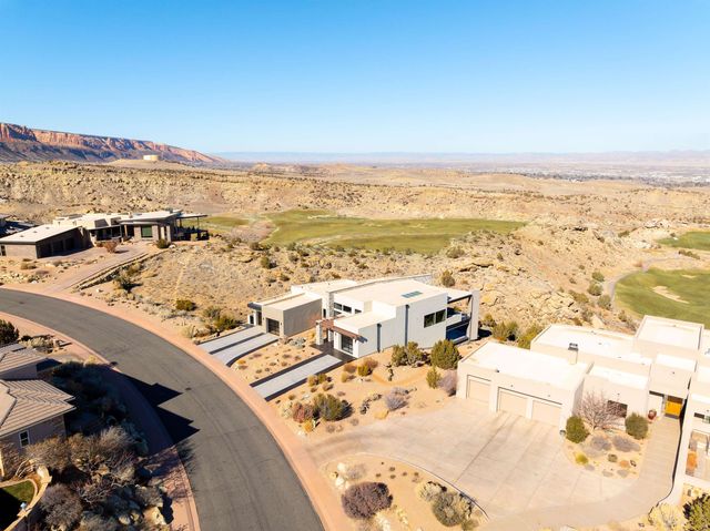 338 Red Ridge Court, Grand Junction, CO 81507