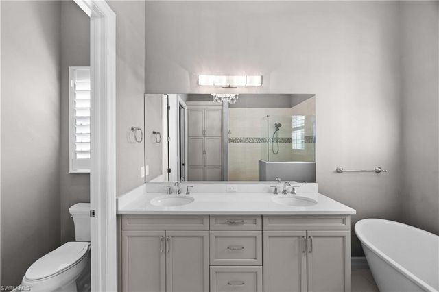 14792 Spinnaker WAY, Naples, FL 34114