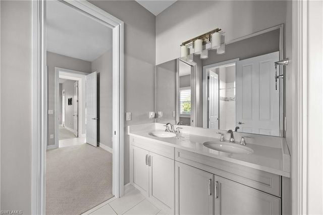 14792 Spinnaker WAY, Naples, FL 34114