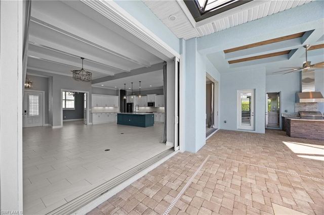 14792 Spinnaker WAY, Naples, FL 34114