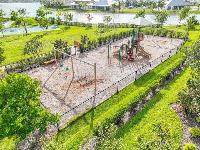 14792 Spinnaker WAY, Naples, FL 34114