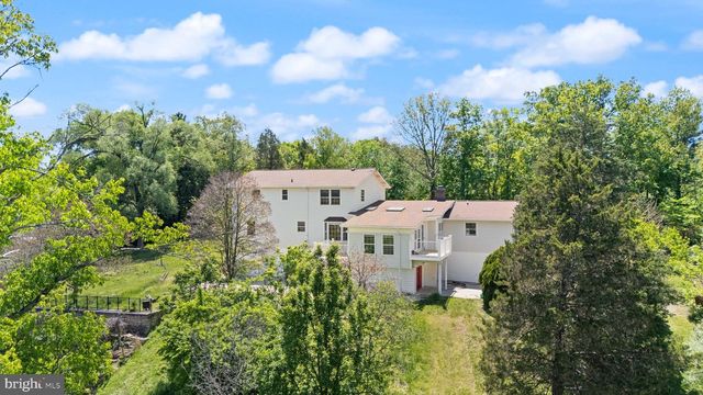 46564 E CHURCH RD, Sterling, VA 20164