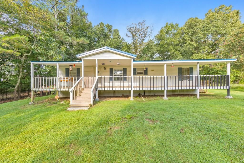 165 Smith Road, Taylorsville, GA 30178