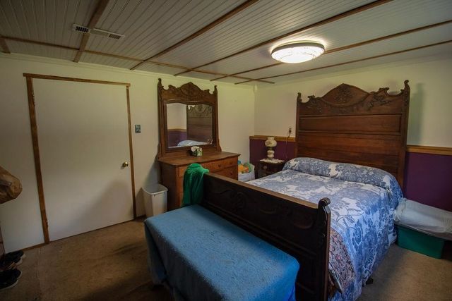 2453 STATEHOOD STREET, North Pole, AK 99705