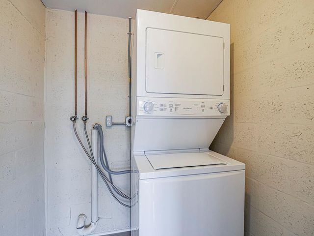 6 Vista Gardens Trail 201, Vero Beach, FL 32962