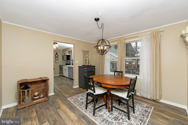 328 LEGION CT, Pitman, NJ 08071