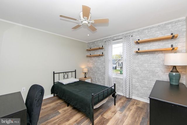 328 LEGION CT, Pitman, NJ 08071