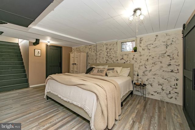 328 LEGION CT, Pitman, NJ 08071