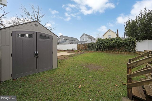 328 LEGION CT, Pitman, NJ 08071