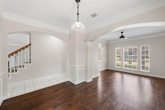 19134 Mockingbird Valley Drive, Katy, TX 77449