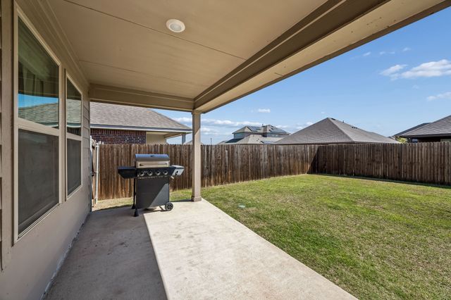 405 Saddle Club Way, Princeton, TX 75407
