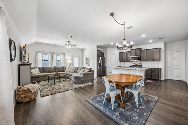 405 Saddle Club Way, Princeton, TX 75407