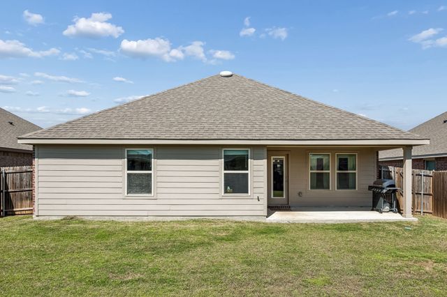 405 Saddle Club Way, Princeton, TX 75407