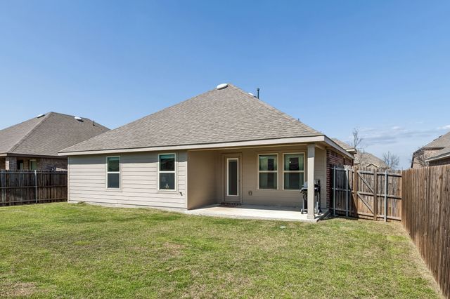 405 Saddle Club Way, Princeton, TX 75407