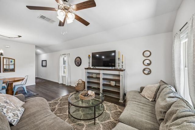 405 Saddle Club Way, Princeton, TX 75407