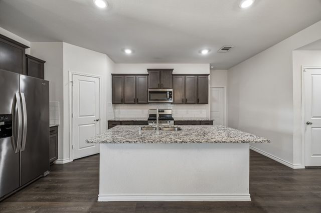 405 Saddle Club Way, Princeton, TX 75407