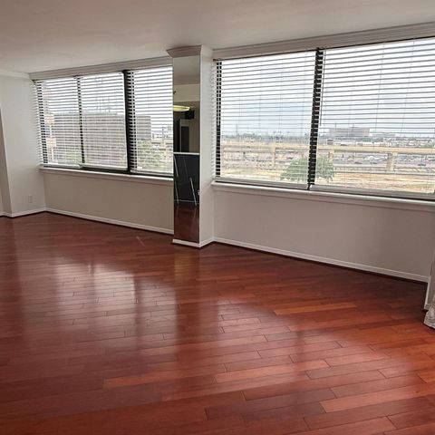 3525 Sage Road 716, Houston, TX 77056